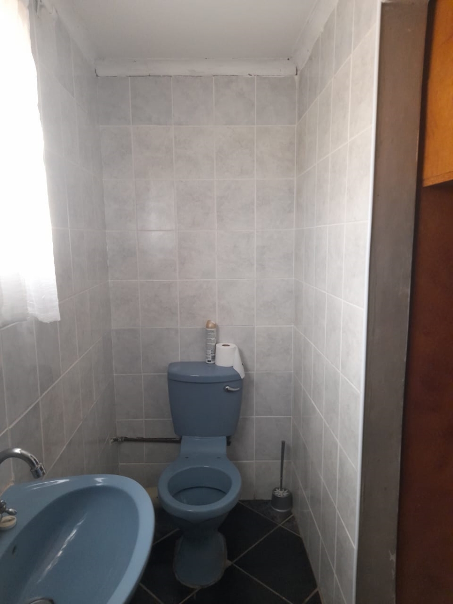 5 Bedroom Property for Sale in Mdantsane Nu 15 Eastern Cape